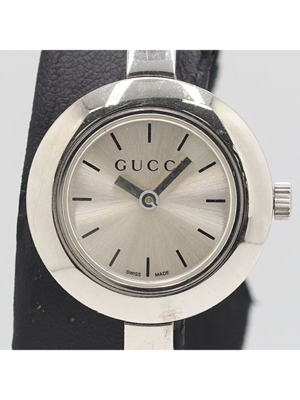 Gucci 105 Bangle Watch Silver Dial